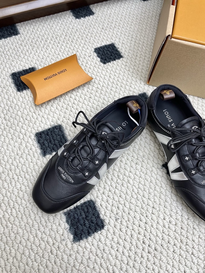 l0vis Vvtt0n trainer sneaker